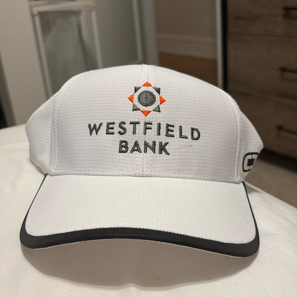 OGIO hat - Picture 1 of 3